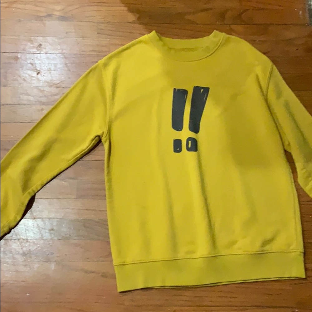 Sweat shirt